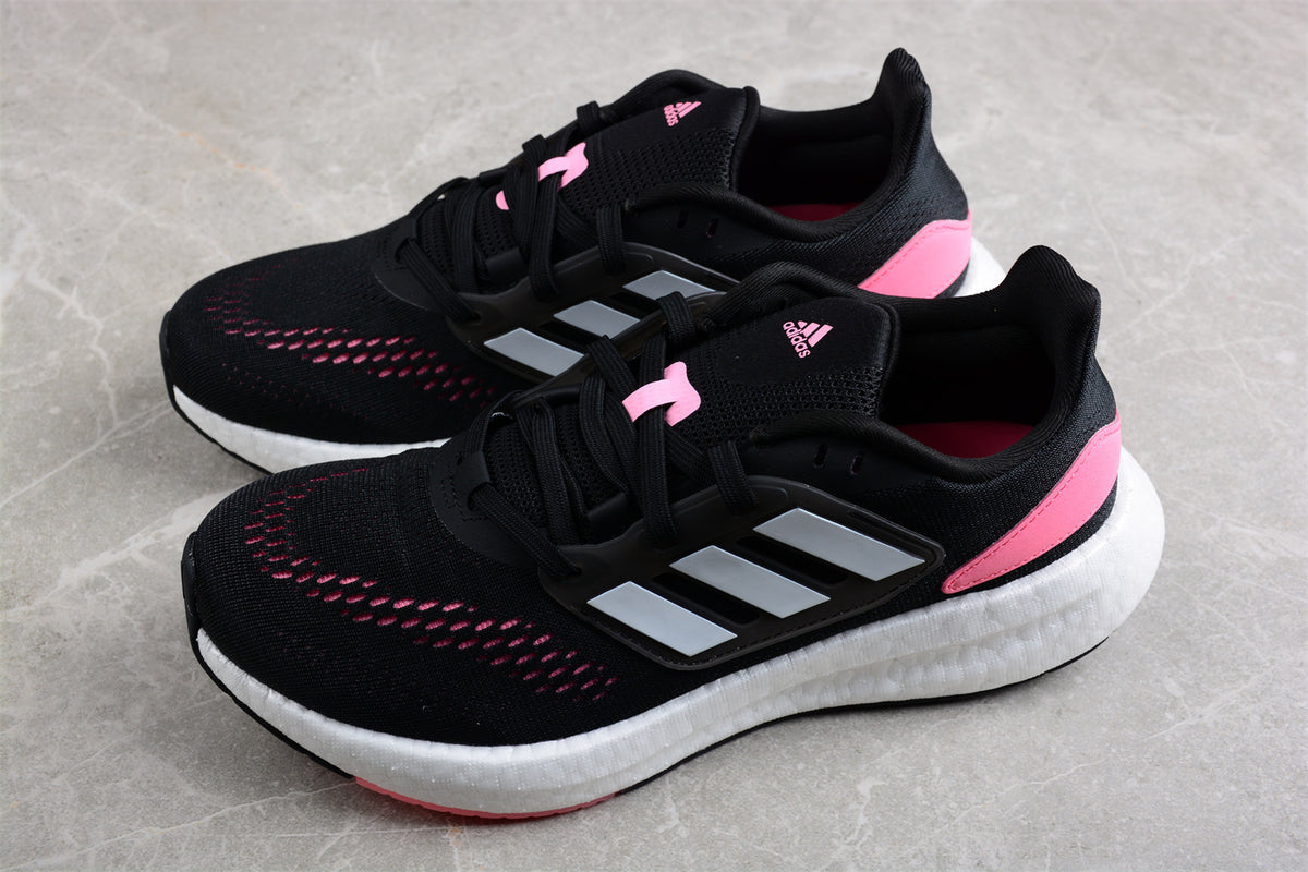 Ultra PureBoost UB22 (Preto e Rosa)