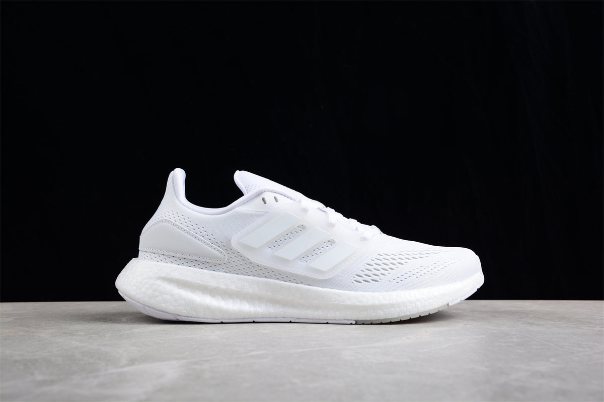 Ultra PureBoost UB22 (Branco)