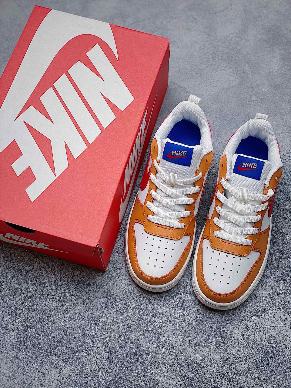 Nike Court Borough Low 2