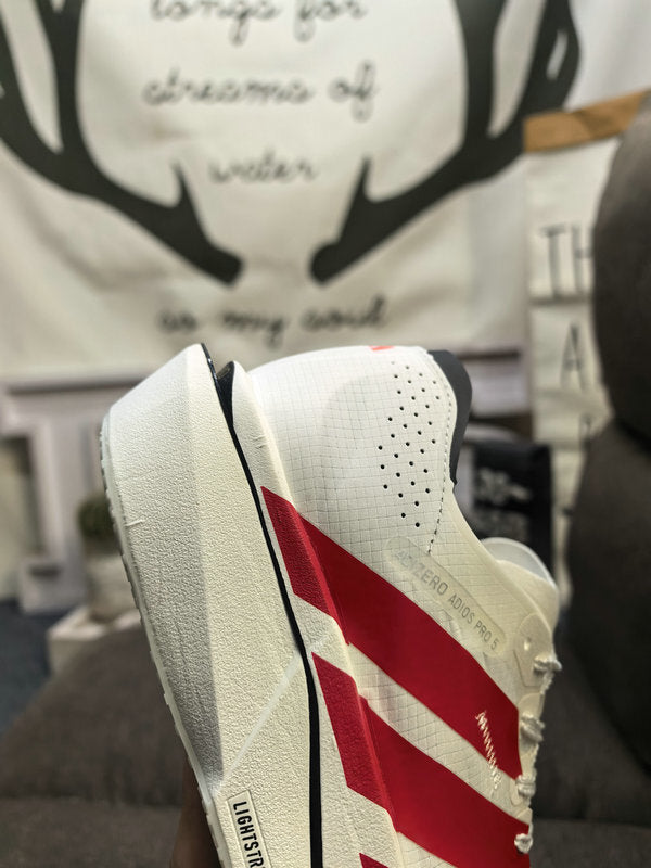 adizero BOSTON 13 (Branco e Vermelho)