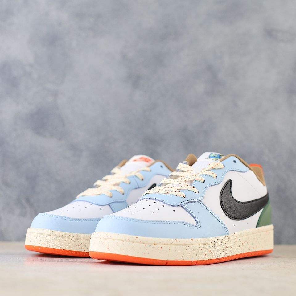 Nike Court Borough Low 2