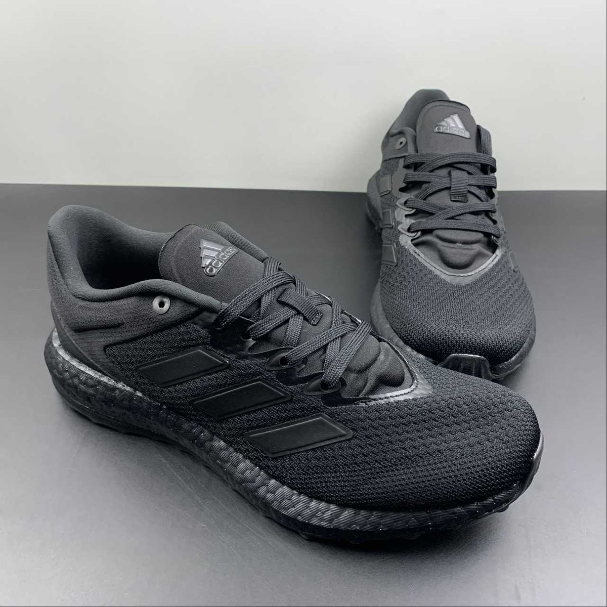 Ultra PureBoost UB22 (Preto)
