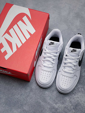 Nike Court Borough Low 2