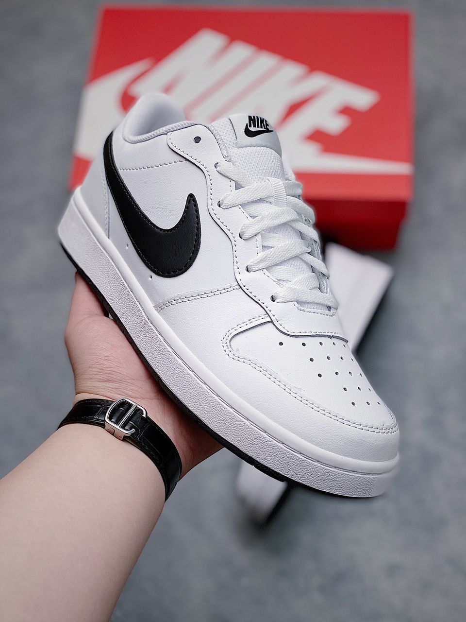 Nike Court Borough Low 2