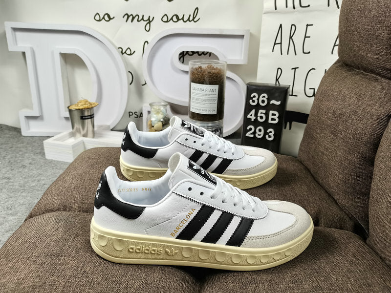 Originals (Branco e Preto)