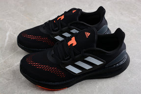 Ultra PureBoost UB22 (Preto e Laranja)