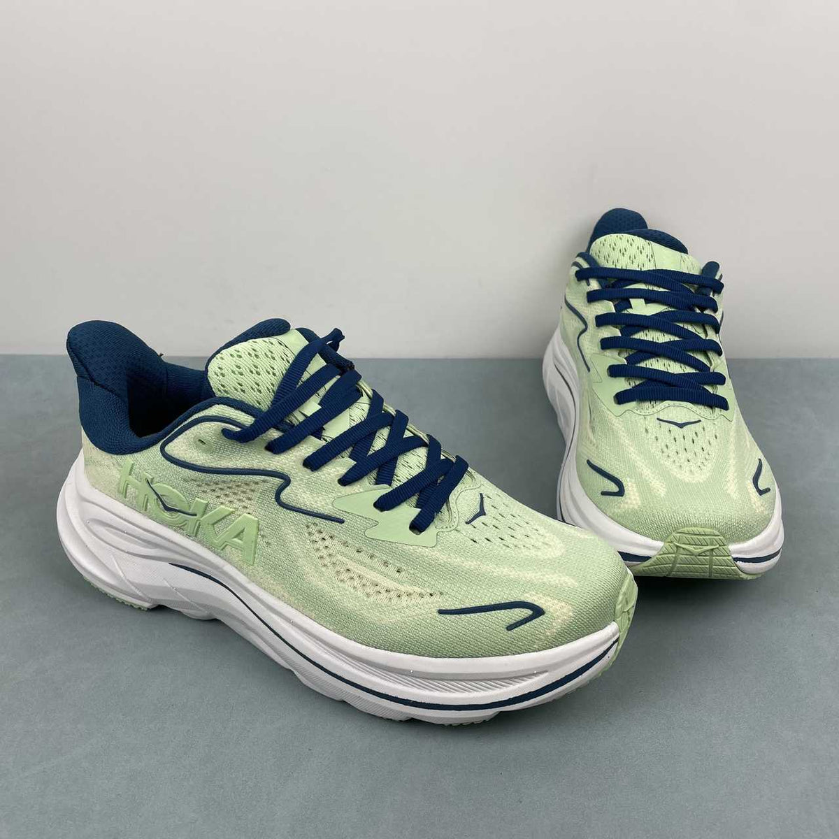 Hoka Clifton 10 (Verde claro)