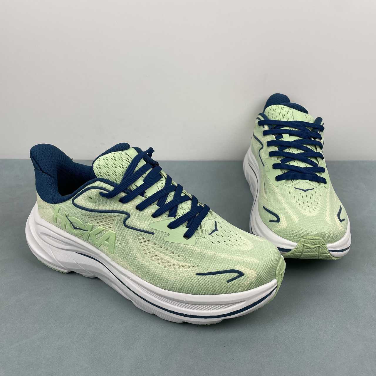 Hoka Clifton 10 (Verde claro)