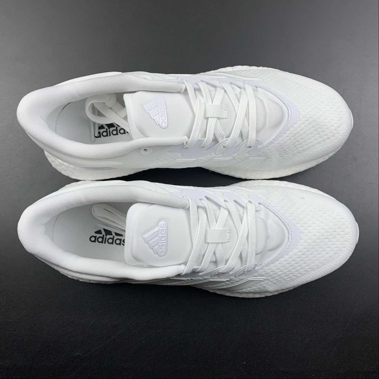 Ultra PureBoost UB22 (Branco)