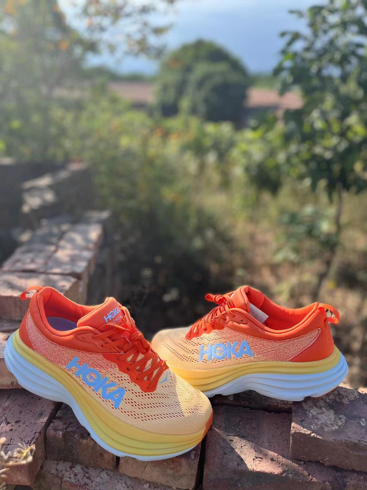Hoka Bondi 8 (Laranja)