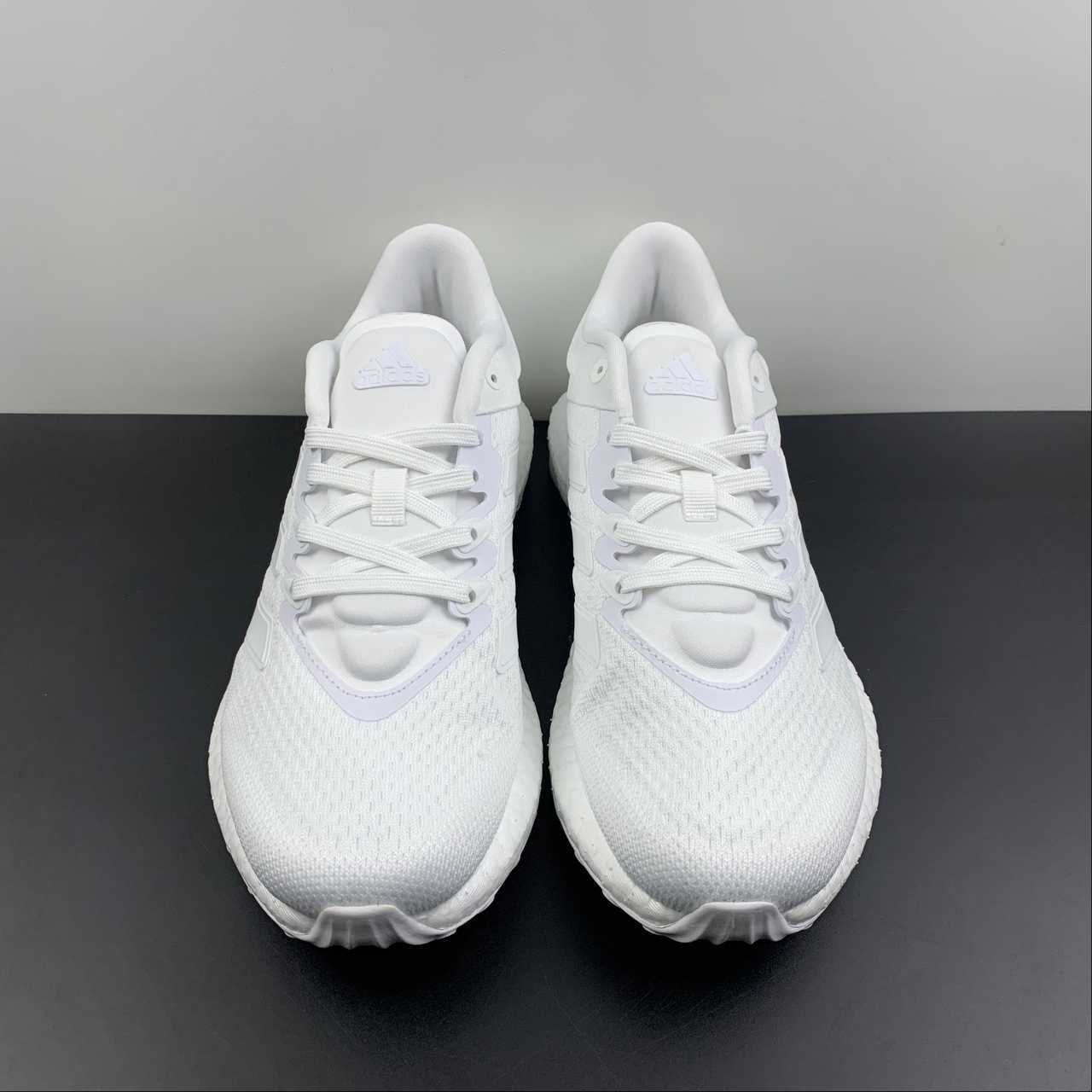 Ultra PureBoost UB22 (Branco)