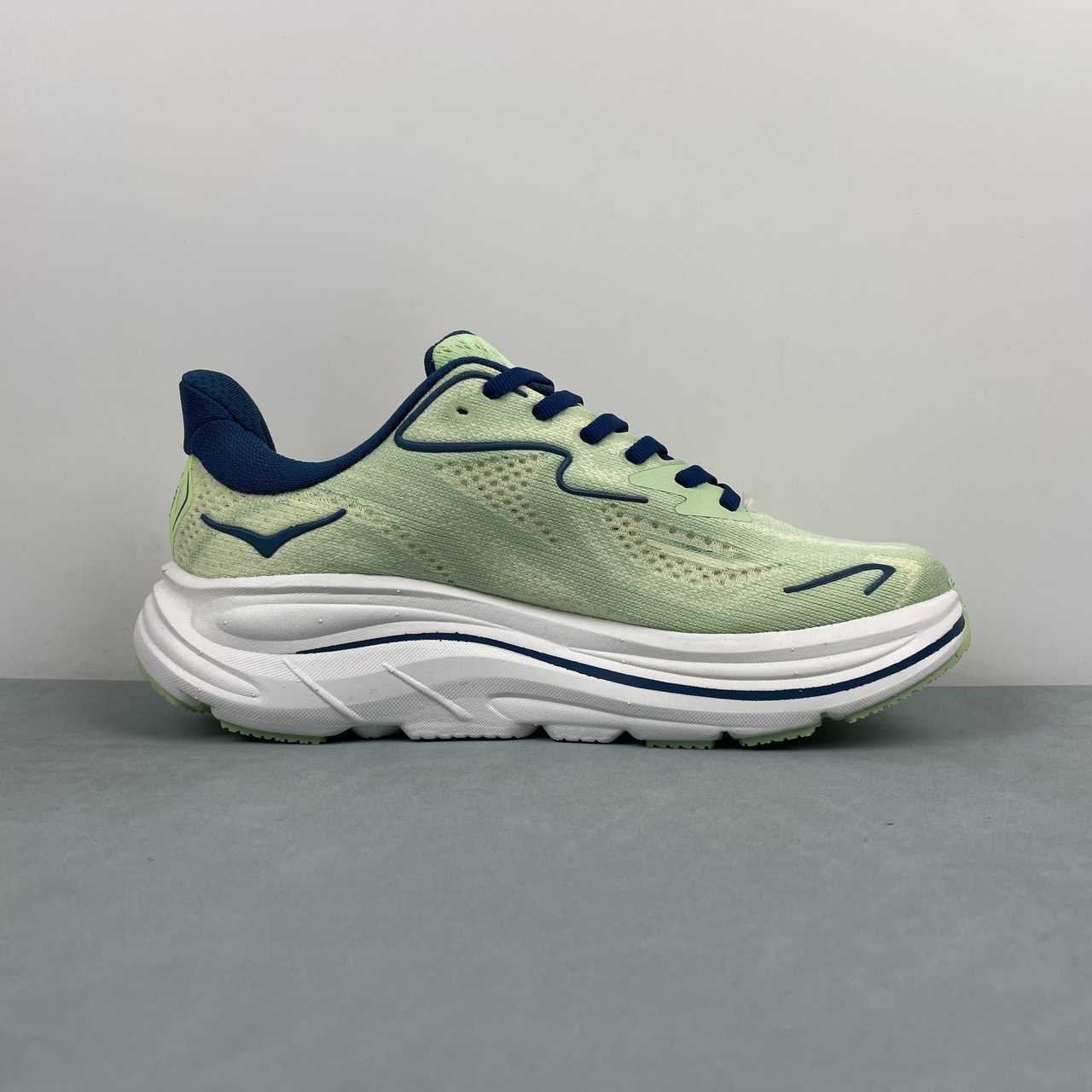 Hoka Clifton 10 (Verde claro)