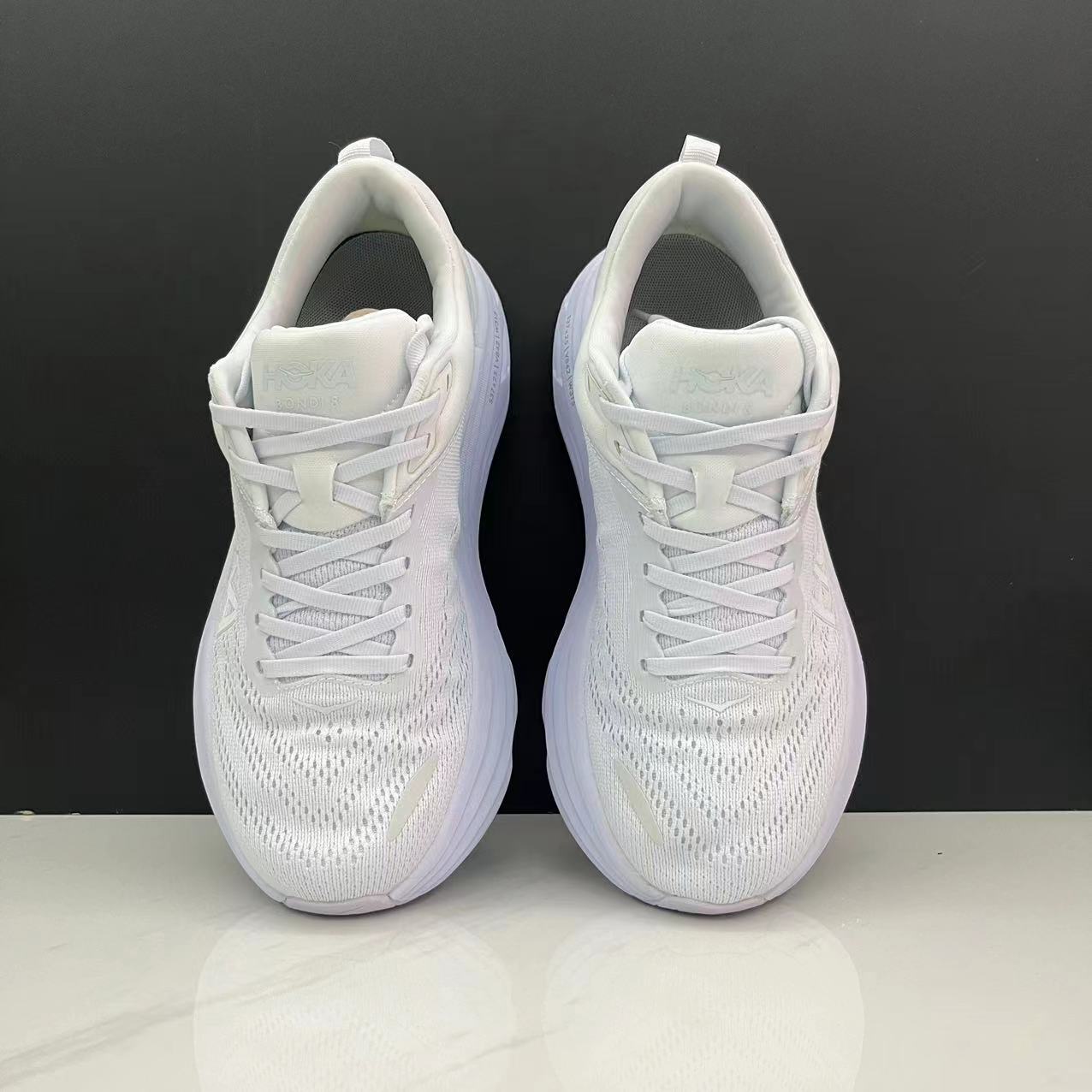 Hoka Bondi 8 (Branco)