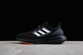 Ultra PureBoost UB22 (Preto e Laranja)