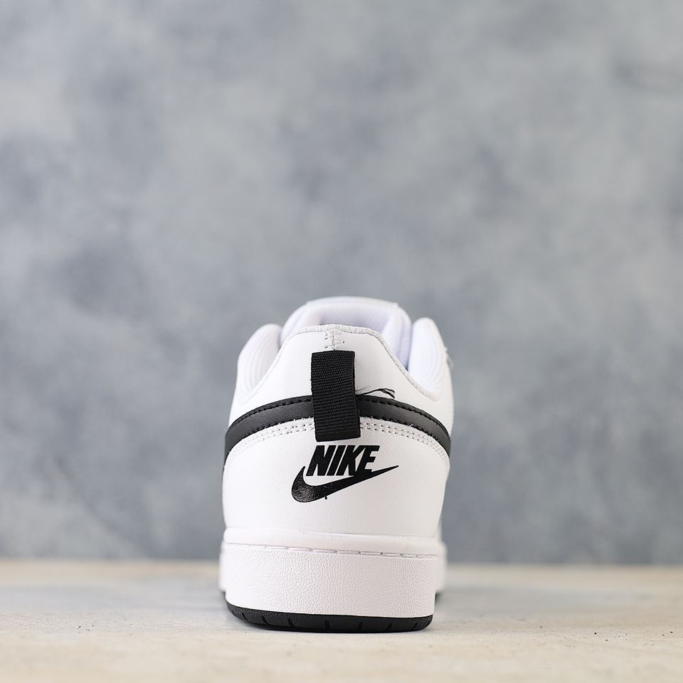 Nike Court Borough Low 2