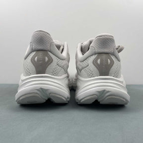 Hoka Clifton 10 (Branco)