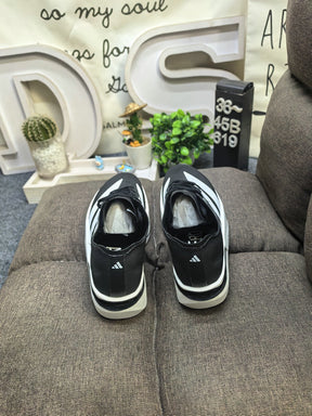 adizero BOSTON 13 (Preto e Branco)