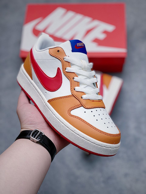 Nike Court Borough Low 2