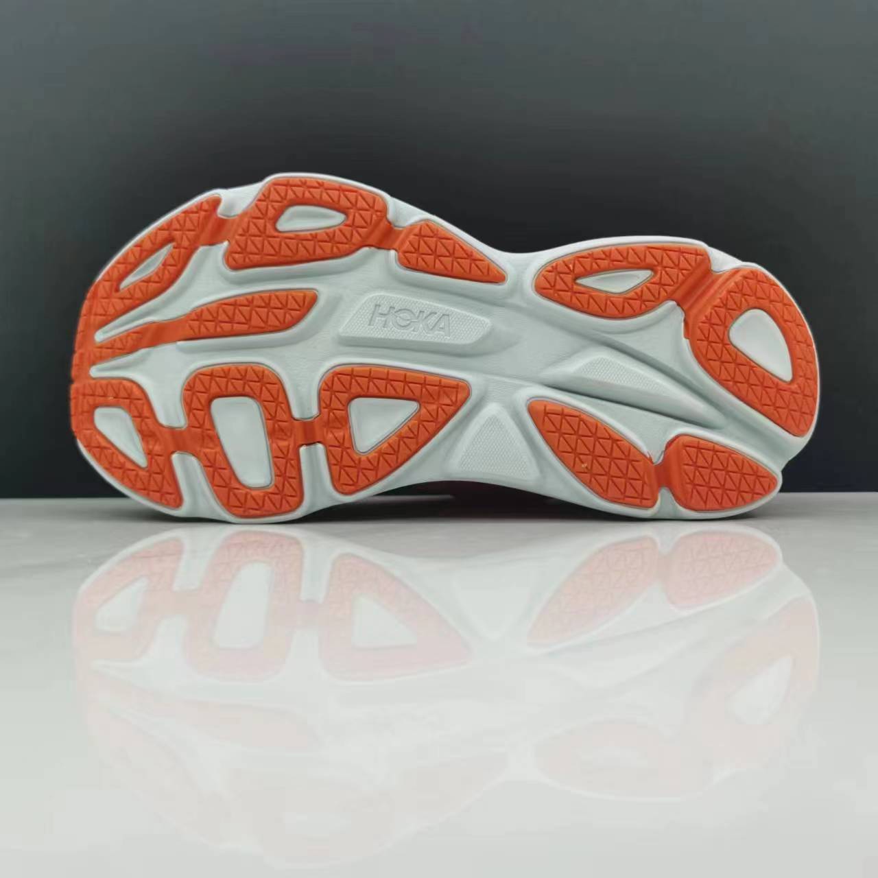 Hoka Bondi 8 (Laranja)