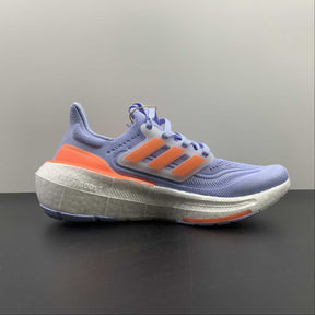 Ultra Boost UB8.0 (Azul claro)