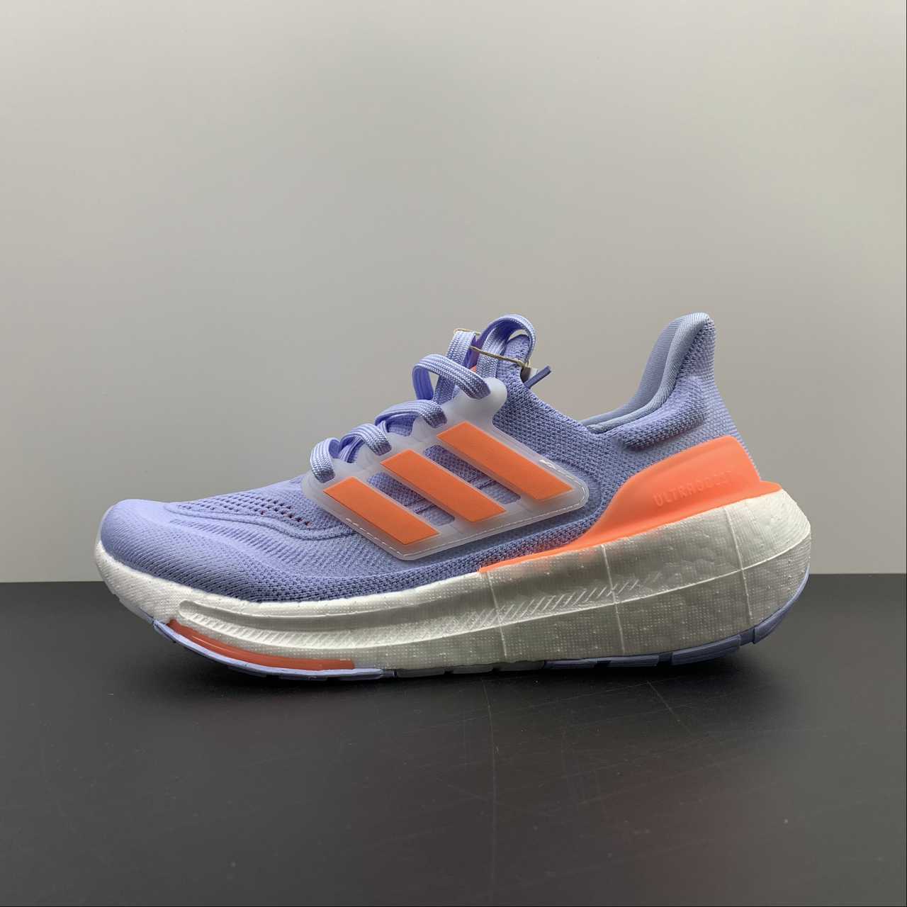 Ultra Boost UB8.0 (Azul claro)
