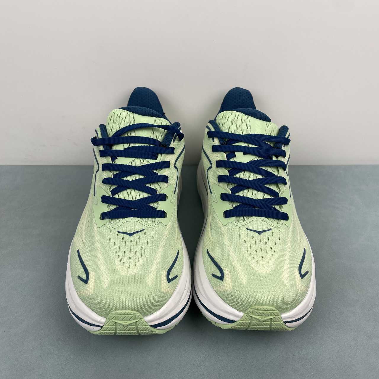 Hoka Clifton 10 (Verde claro)
