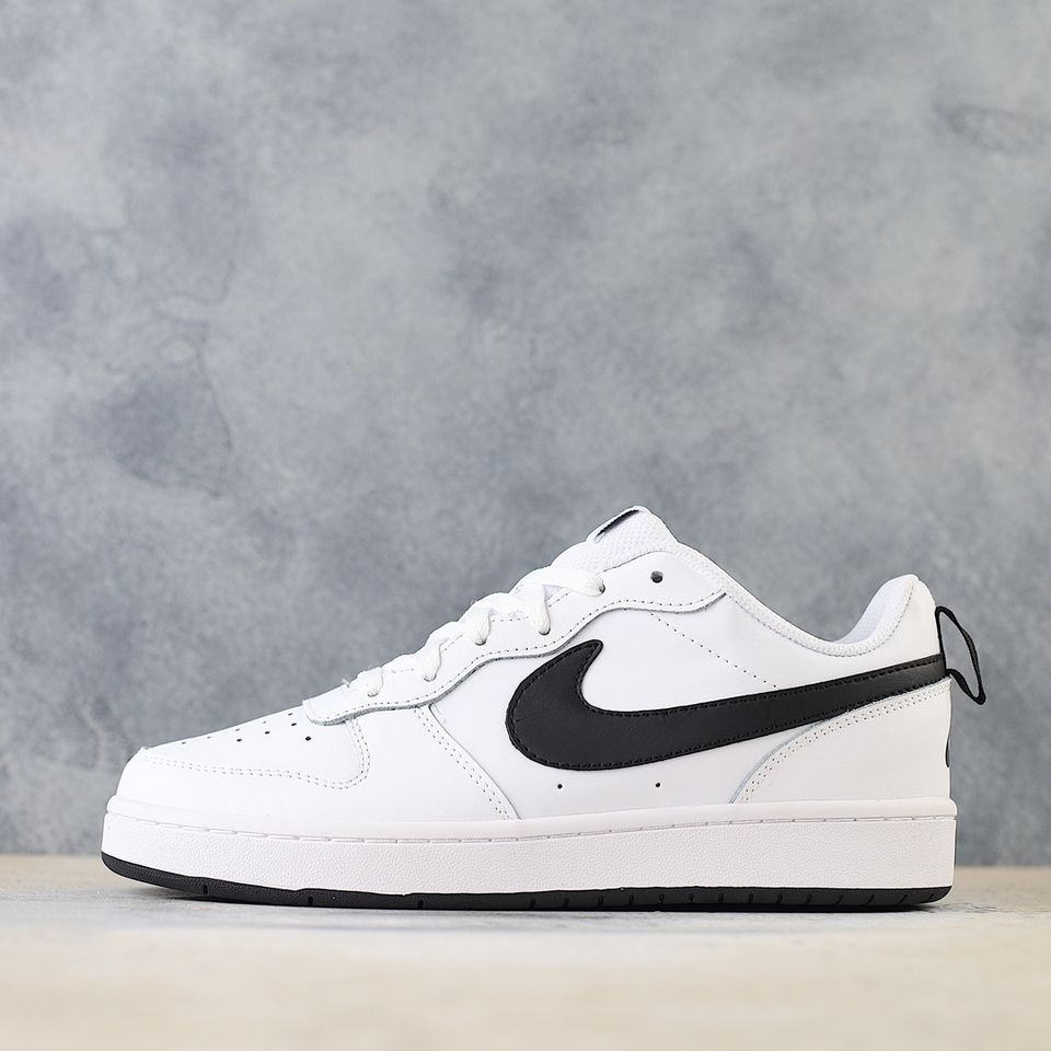Nike Court Borough Low 2